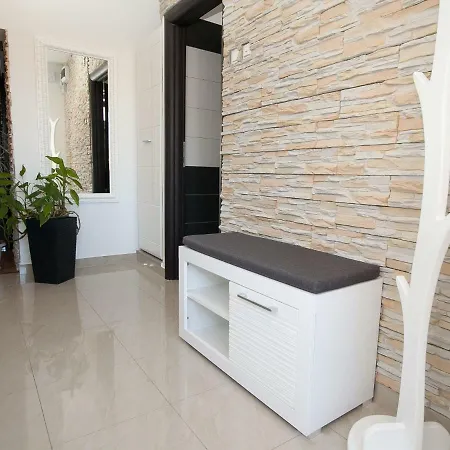 Apartman Edita *