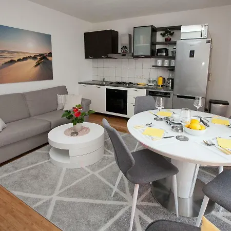 Apartman Edita Apartament *